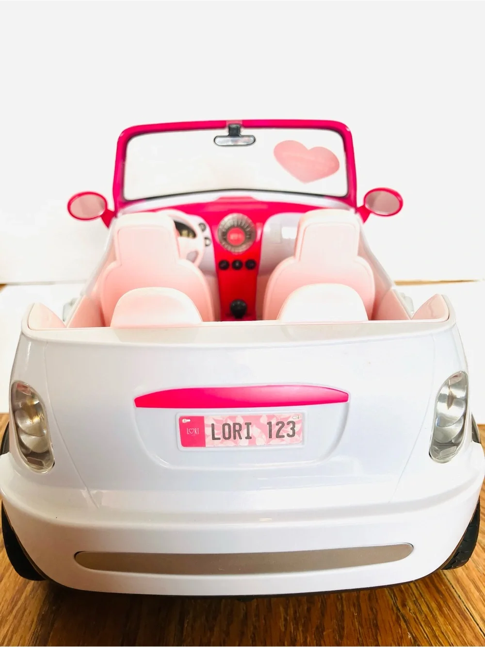 Battat Lori Go Everywhere Convertible Car With Working Radio & 6.5in Nadene Doll